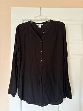 Old Navy Black Long-Sleeve Henley Blouse
